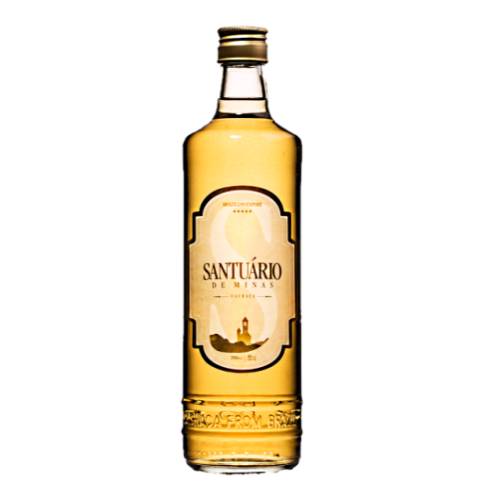 Cachaca Gold Engenho Buriti - Engenho Buriti Gold Cachaca is yellow in colour copper stills and then stored in oak barrels for 24 months.