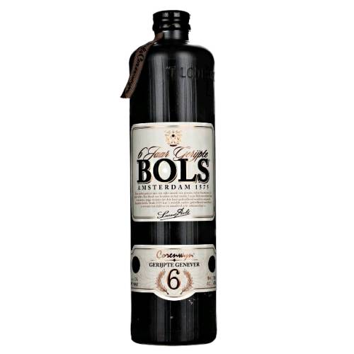 Corenwyn Bols 6year - Bols 6 Year Corenwyn or Corenwijn or korenwijn with sweet tones and hints of vanilla and a long complex finish aged for six years is only the maturation of this variant of Bols Corenwyn takes place in two types of oak casks.
