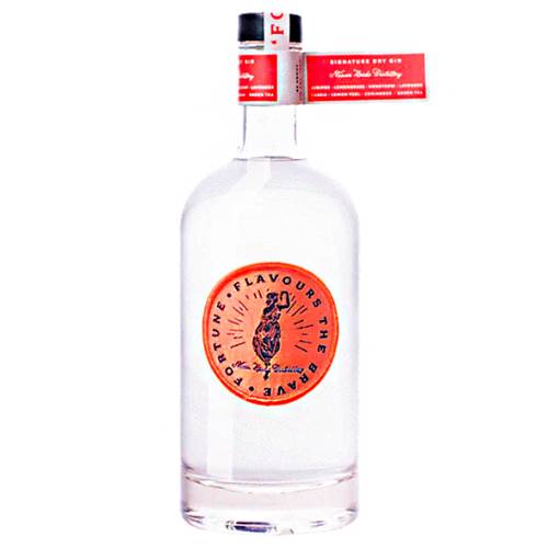 Noosa Heads Dry Gin is made with eight botanicals and scent of honeydew melon and clean clear and dry taste.