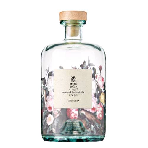 Gin Dry Tread Softly - Tread Softly dry gin is a classic dry gin was specially distilled to display fragrant juniper aromas and hints of natural botanicals.