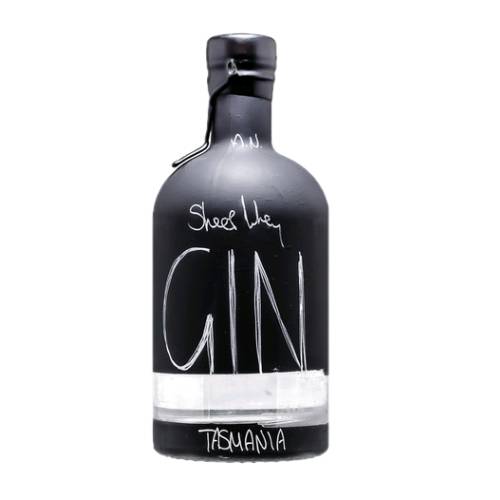 Gin Hartshorn - Hartshorn gin besides the Juniper with this Gin was to only use native botanicals. Discovered some very impressive native berries leaves and seeds.