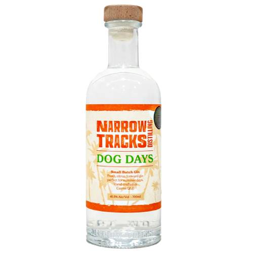 Gin Narrow Tracks - Narrow Tracks Gin combination of oranges limes finger limes lemon aspen macadamia and a host of spices a real citrus punch.