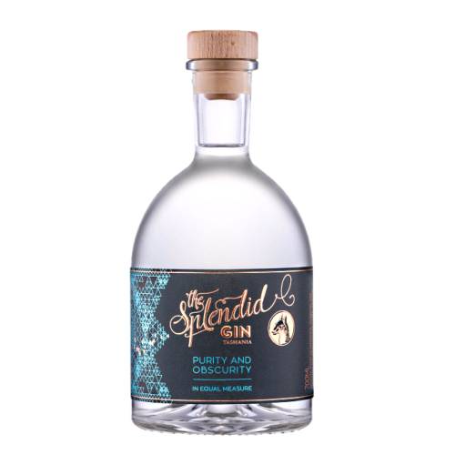 Splendid gin with mandarin rosemary and bergamot are carefully preserved through vapour infusion and balanced with traditional juniper and coriander botanicals.