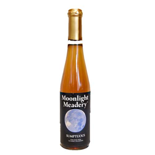 Moonlight Meadery mead made from honey and mangos sweet but not overly so smooth wonderful complexity between the flavors and the long lasting finish with a light body.