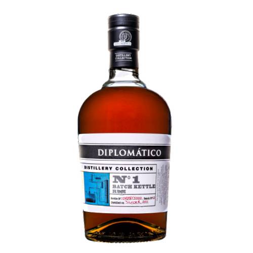 Rum Diplomatico - Diplomatico Distillery batch kettle stilled rum is mainly produced from sugar cane honeys and aged in white oak barrels that previously served to age for 6 years.