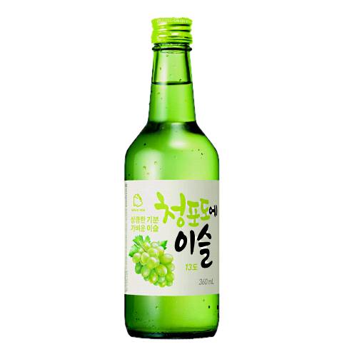 Hitejinro Chamisul grape soju fruit flavoured soju is becoming more popular and Jinro grape has a unique green grape flavour and taste that everyone can enjoy.