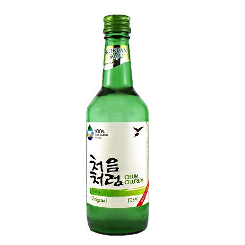 Soju Lotte Chilsung - Soju Lotte Liquor Chum Churum Original or known as Chum Chrum Soju this beverage is distilled by Lotte Liquor. Lotte Liquor converts freshwater from daegwallyeong pass into alkaline water by first using electrolysis to reduce harmful substances.