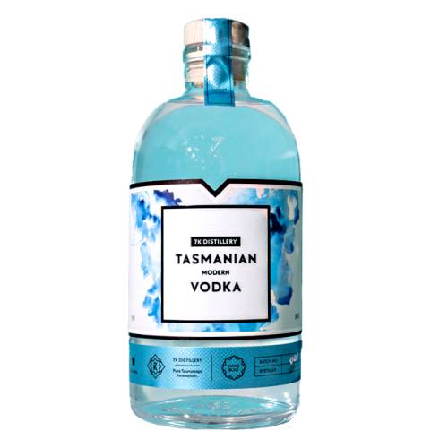 Vodka 7K Distillery - 7K Distillery vodka utilises a modern method of filtration adding activated charcoal into the vapour chamber of our copper pot still.