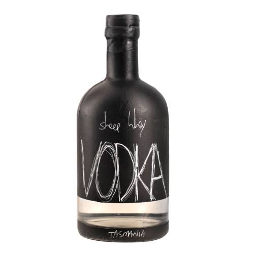 Vodka Hartshorn - Hartshorn sheep vodka is a complexity to the spirit with a sweet nose and a finish of deep wood and a clean full mouth feel and wild spice leather and mineral freshness.