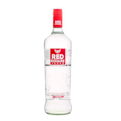 Vodka Red Square - Red Square vodka uses pure grain recipe and its pure crisp taste was achieved by 7 times distilling and is perfect for sharing or to be use as a mixer.