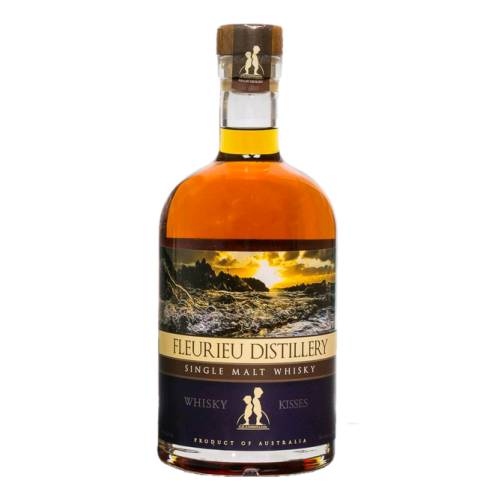 Whisky Fleurieu - Fleurieu whisky develops expressive maple and vanilla oak overtones mixed with spicy sea air aromas.